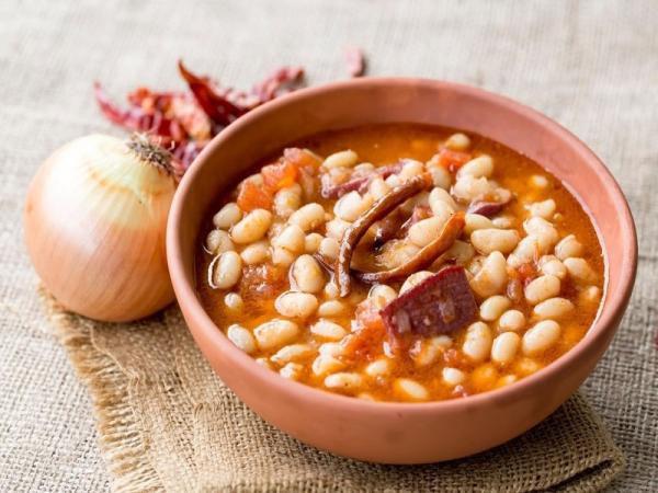 Cook Khoresht-e Loobia Sefid How to Cook Khoresht-e Loobia Sefid: The Ultimate Guide to Irans Comforting White Bean Stew